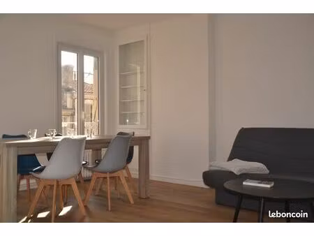 t3 meublé rénové de 59 m2 en centre ville de niort