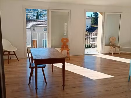 appartement t2 a louer-vaison la romaine