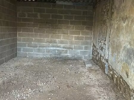 a louer - box/garage sécurisé - centre-ville