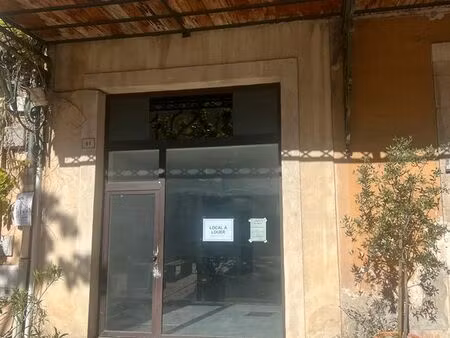 local professionnel bien placé