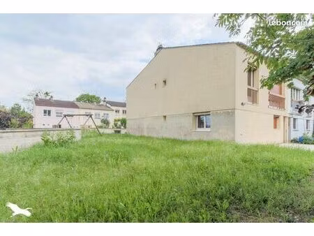 pavillon 6 pièces 118 m²
