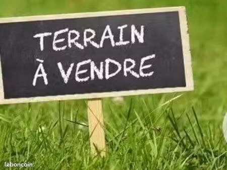 terrain 968m2 réserve foncière