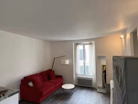 studio meublé refait à neuf
