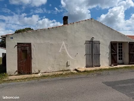 maison 2 pièces 101 m²