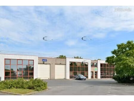 local d'activité 578 m²
