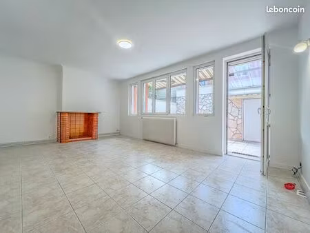 maison semi-mitoyenne