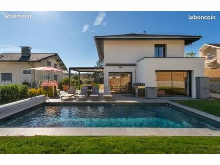 villa contemporaine avec piscine et extérieurs d’exception – à quelques minutes d’annecy