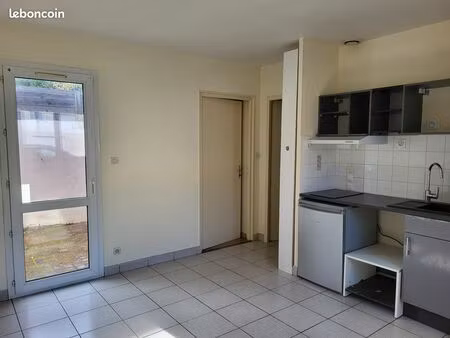 niort  logement 2 pieces  35 m²  66 000