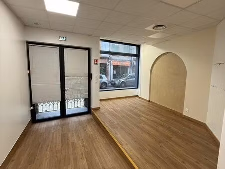 local professionnel hyper centre