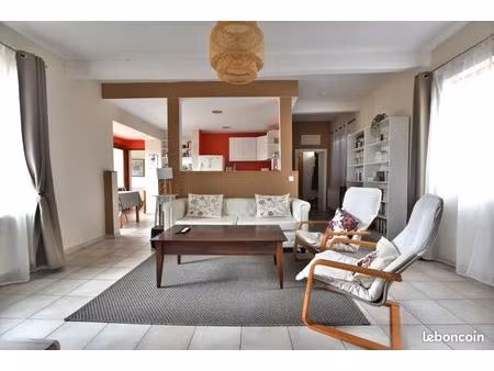 maison 4 pièces 110 m²
