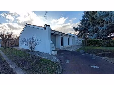 maison quartier monplaisir