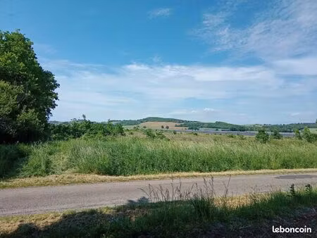 terrain en zone naturelle de 29 000m2