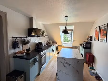 ? à louer – superbe t3/4 meublé sous combles rénové – 120 m² au sol / 68 m² habitables