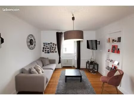 appartement 3 pièces 69 m²