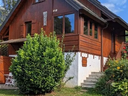 chalet bois avec vue revard – piscine – environnement calme – massif des bauges