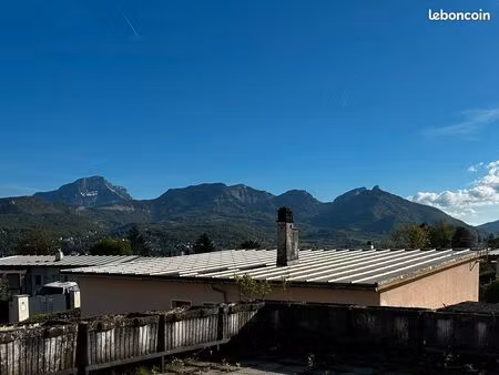 ensemble immobilier mixte (habitation & professionnel)