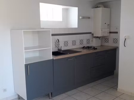 t2 40m2 proximité zi nord iut et hôpital