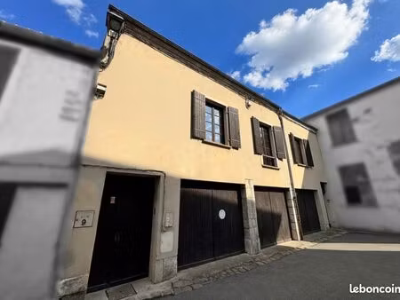 vente | immeuble | 9p | 4ch | 255.00 m² | nemours | expo est/ouest | jardin