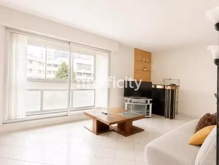 appartement 5 pièces 82 m²