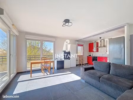 appartement 3 pièces 65 m²