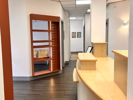 local professionnel 146 m² – idéal professions libérales  médicales ou paramédicales – bou