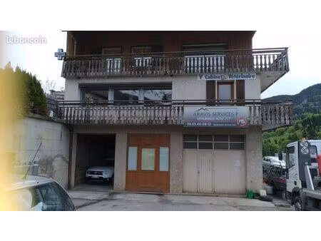 local commercial ou artisanal