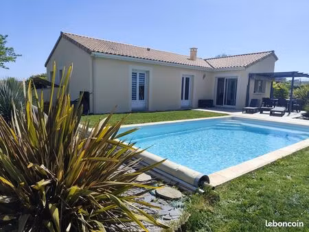 maison familiale 132m2 avec piscine