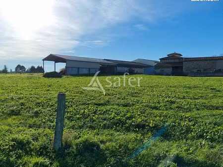 ferme 10 pièces 200 m²
