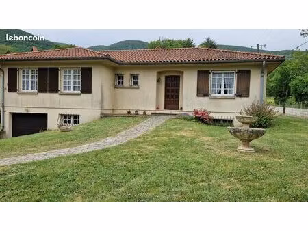 maison - 114 m² - 6 pièces