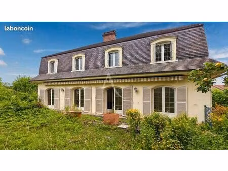 propriété 7 pièces 185 m²