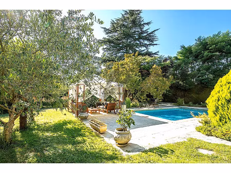 villa de luxe à vendre dans le quartier ouest