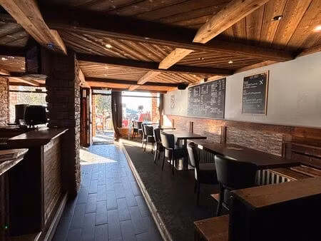 ◊ local commercial 140m² au pied des pistes – multi activités – crest-voland / le cernix