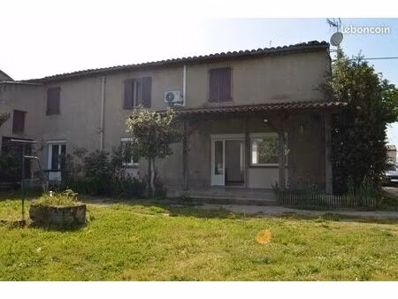 maison 200 m² habitable + dépendances 150 m² – terrain 1100 m² piscinable