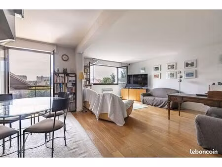 duplex 5 pièces 136 m²