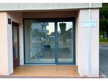 local commercial