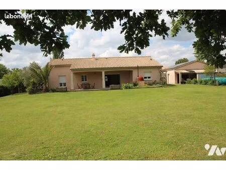 pavillon 7 pièces 135 m²