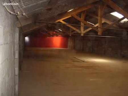garage. box .hangar