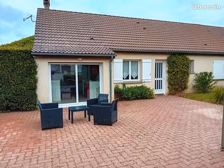 maison plein pied avec jardin arboré