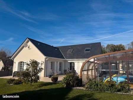 maison  familiale vie de plein pied- 175m- 7 pieces2