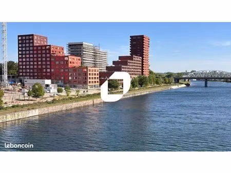 bureaux 227 m²