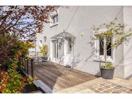 maison 6 pièces 137 m²