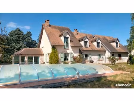 villa 9 pièces terrain 2100 m² + piscine perdreauville