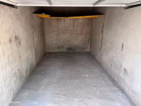 garage champlain
