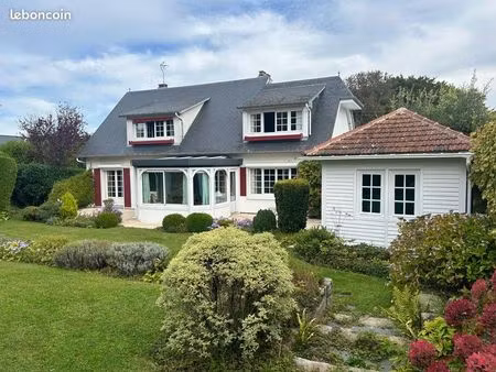maison 6 pièces 160m2