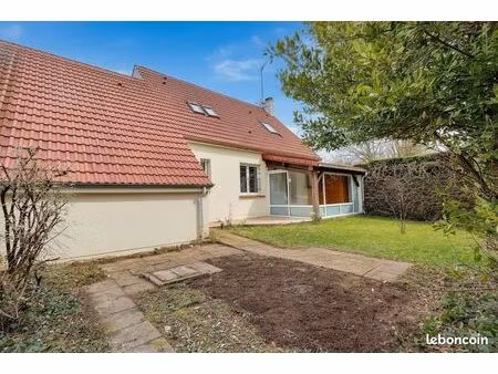 maison 5 pièces 111 m²