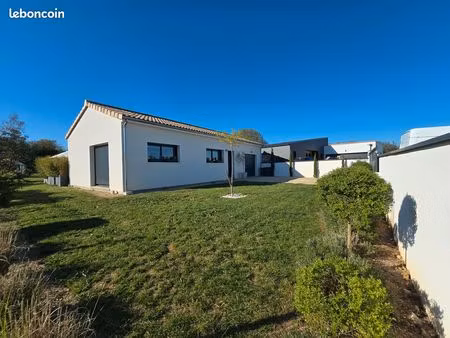 joli pavillon récent 4 pièces 121 m2