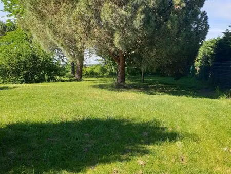 terrain constructible 1200 m2