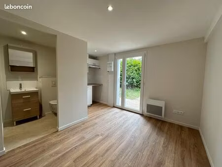 studio proche fac & chu  terrasse + parking 420 / mois