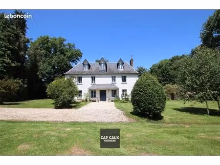 propriété 10 pièces 230 m²