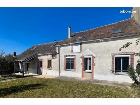 maison de village 7 pièces 228 m²